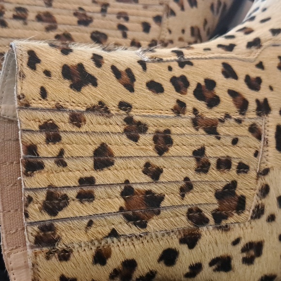 Leopard boots - Picture 3 of 4